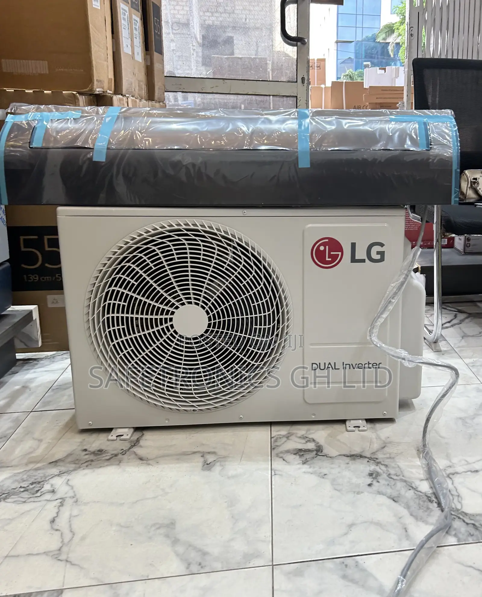 Check Out (S4-Q24k2rtd) 2.5 Hp Split Type Lg Black Smart Inverter Ac