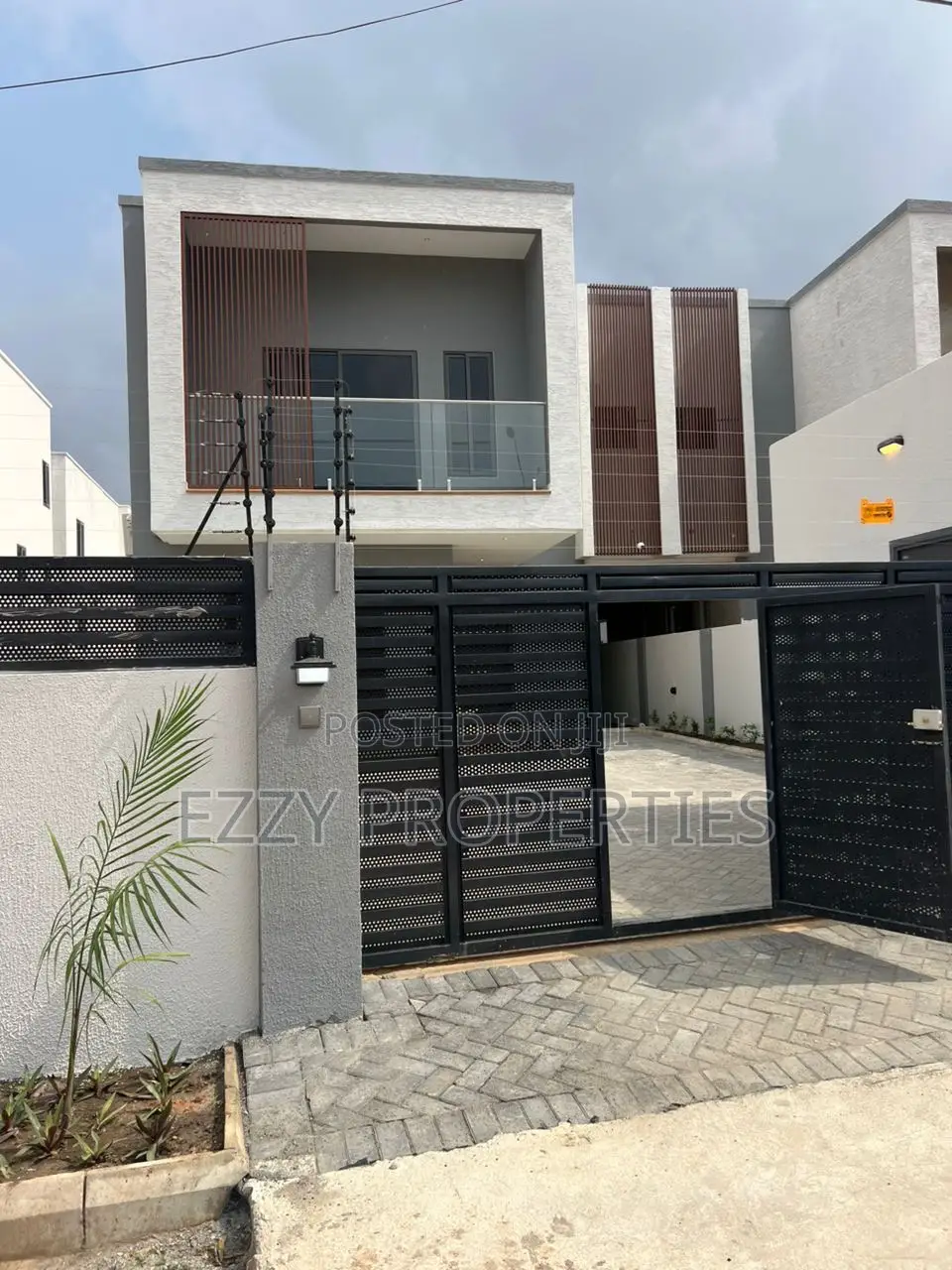 4bdrm House in School Junction for rent