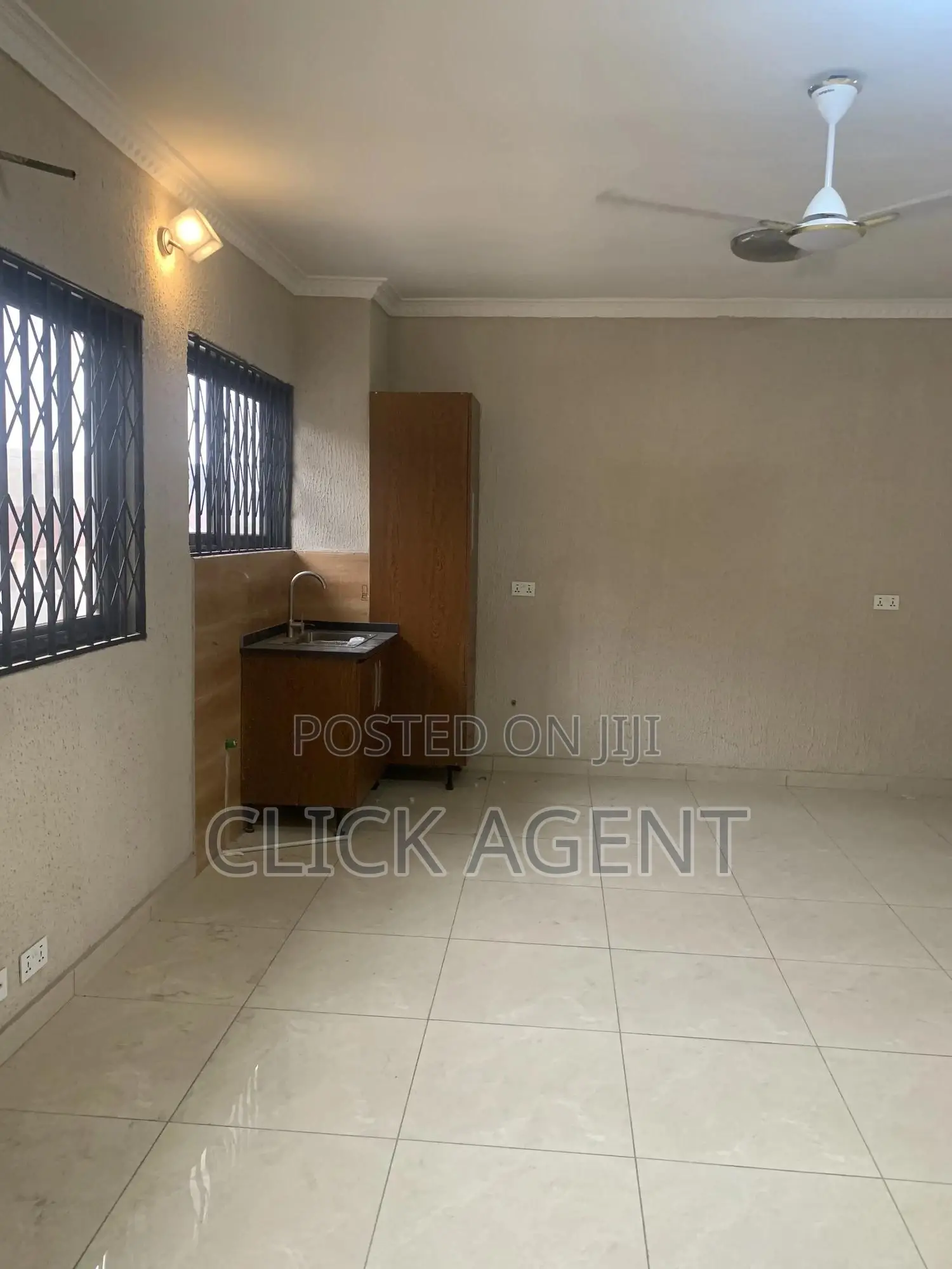 1bdrm Apartment in Clickestate, American House for rent