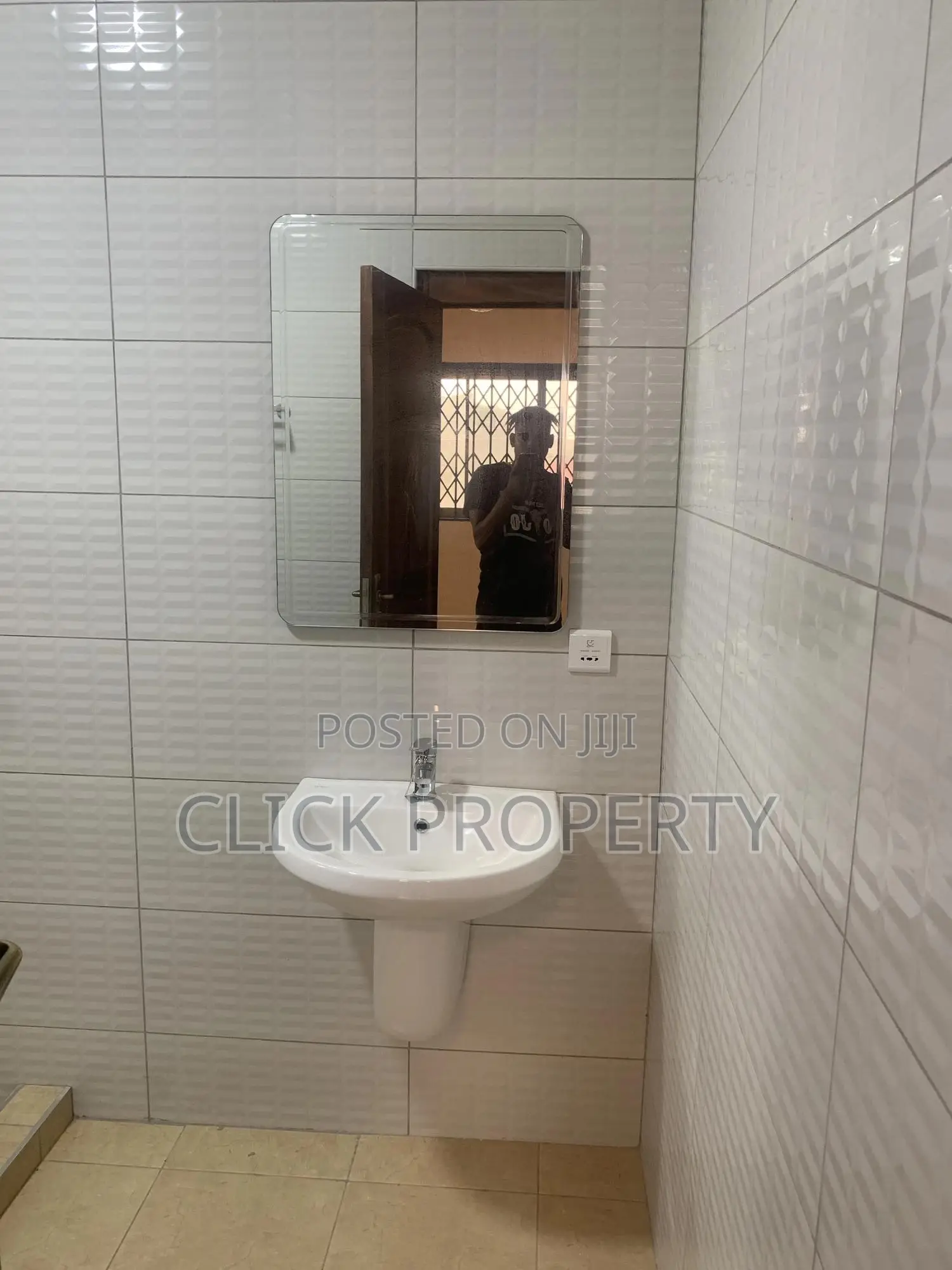 1bdrm Apartment in Clickestate, American House for rent