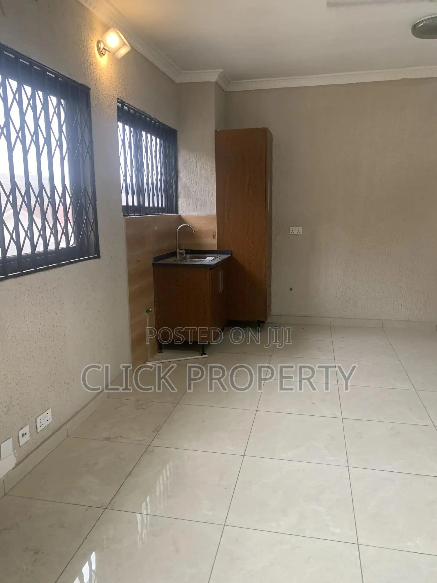 1bdrm Apartment in Clickestate, American House for rent