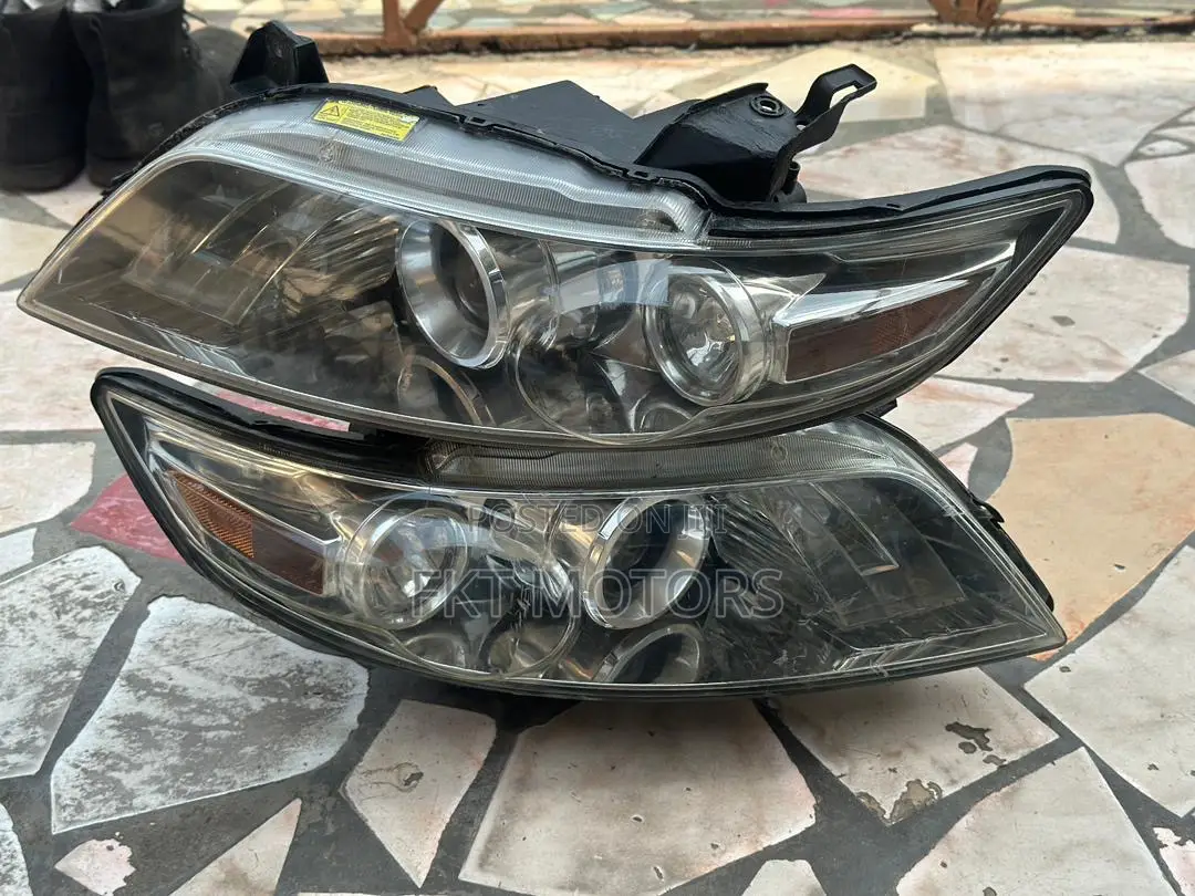 Infiniti Fx35 Headlight 2003,2004,2005,2006,2007,2008,2009,2010
