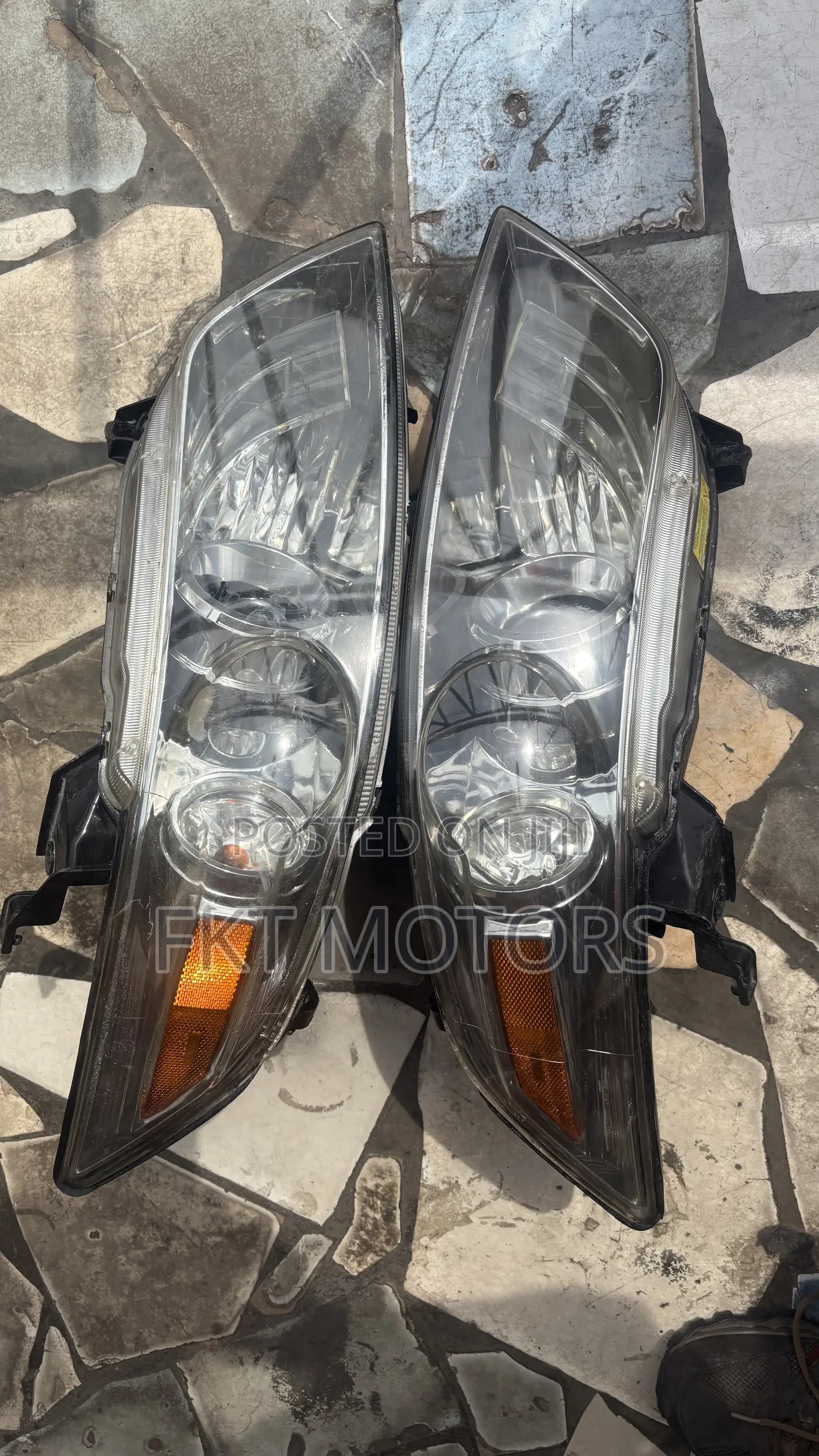 Infiniti Fx35 Headlight 2003,2004,2005,2006,2007,2008,2009,2010