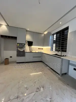 2bdrm Duplex in Ashaley Botwe for rent