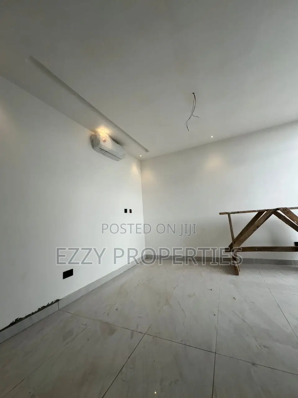 2bdrm Duplex in Ashaley Botwe for rent