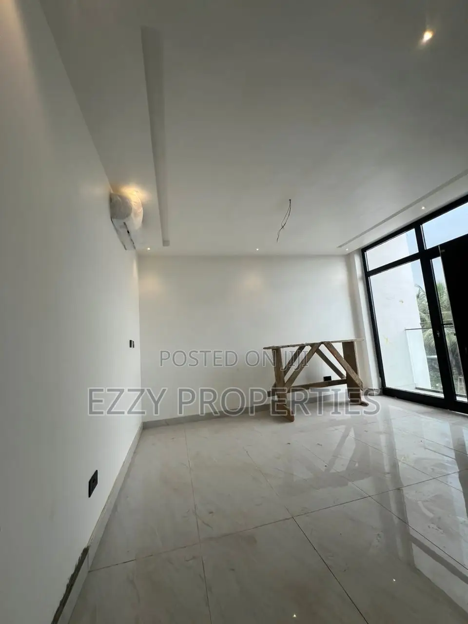 2bdrm Duplex in Ashaley Botwe for rent