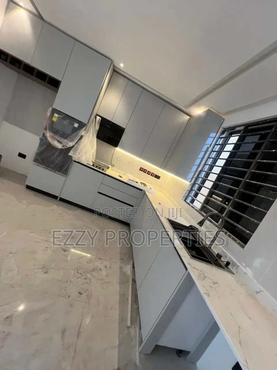 2bdrm Duplex in Ashaley Botwe for rent