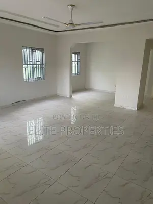 3bdrm House in Community 25 Adom for rent