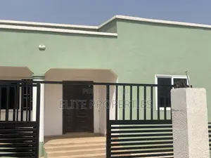 3bdrm House in Community 25 Adom for rent
