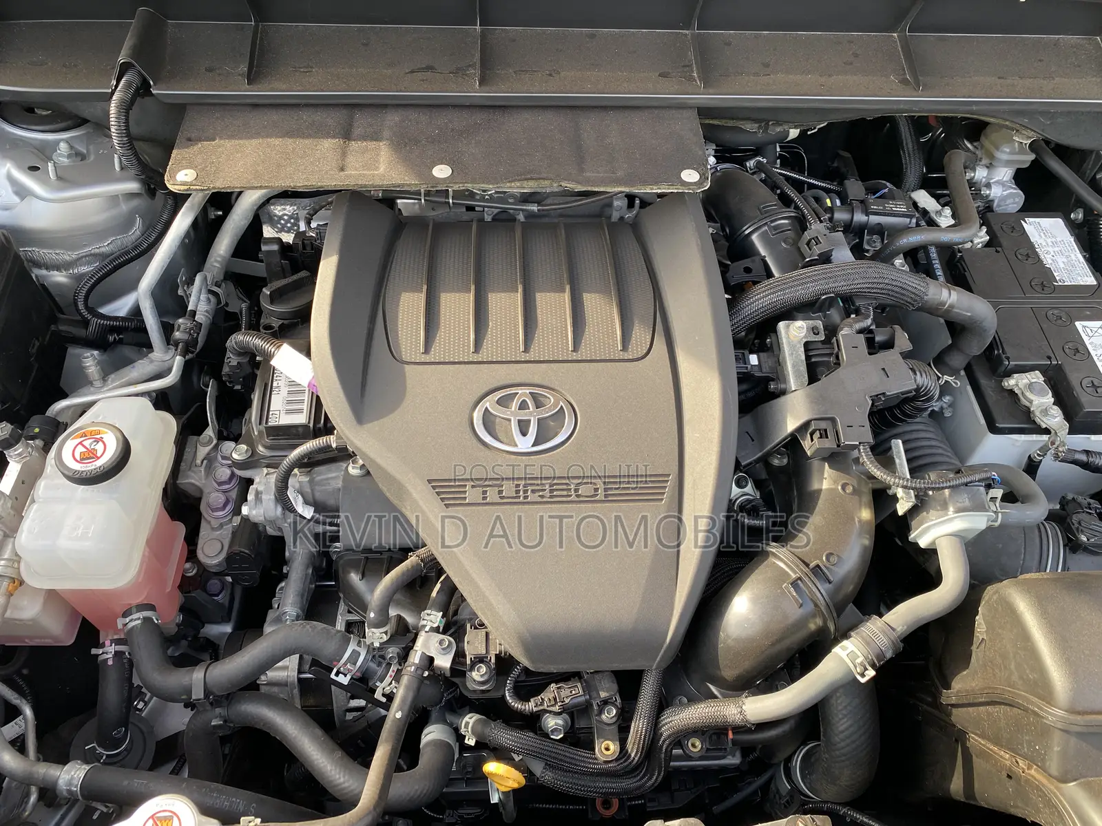 Toyota Highlander XLE AWD 2023 Silver