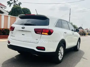 Kia Sorento 2.4L L FWD 2019 White