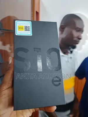 New Samsung Galaxy S10e 256 GB Black