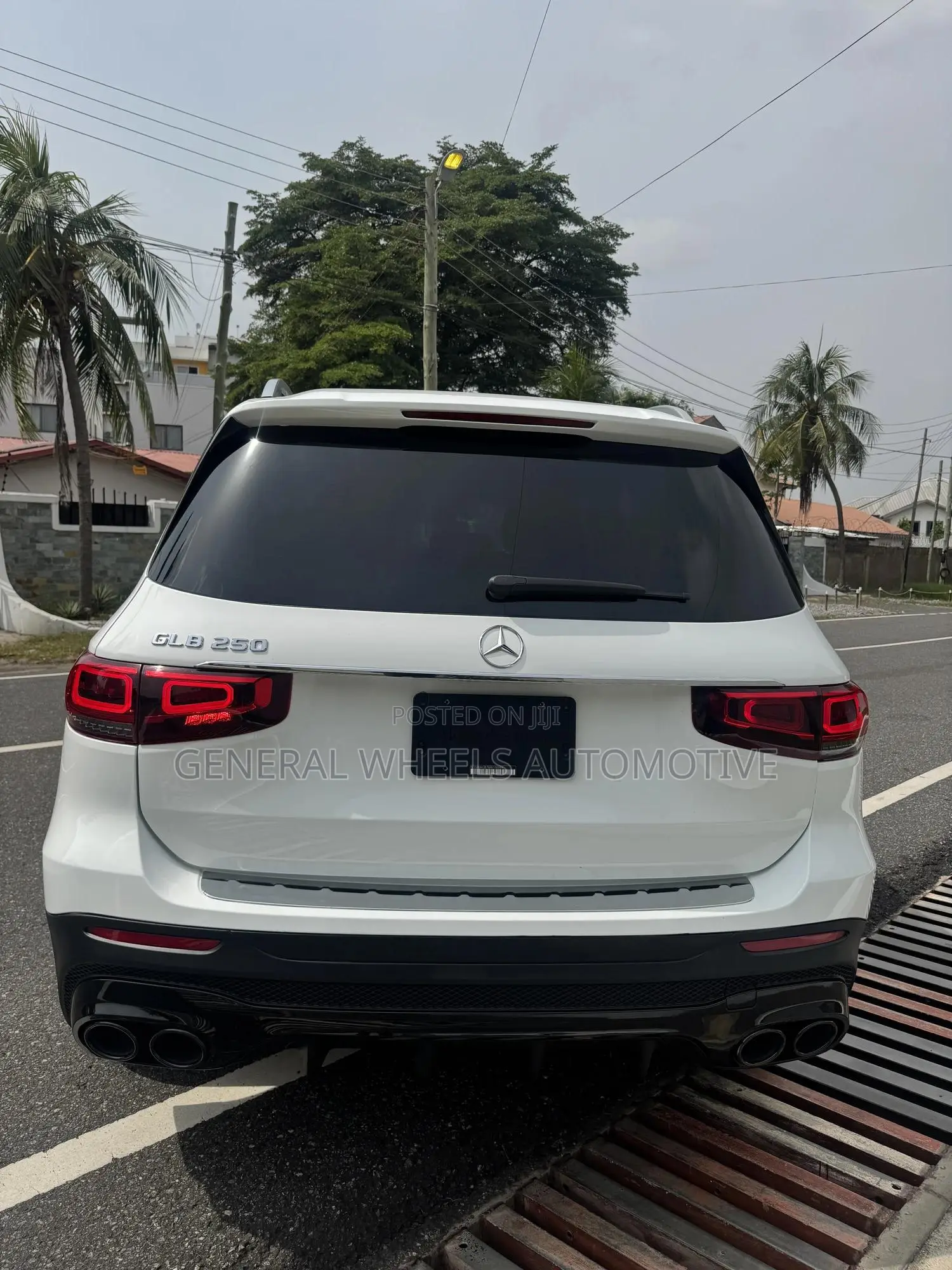 Mercedes-Benz GLB-Class GLB 250 4MATIC 2021 White