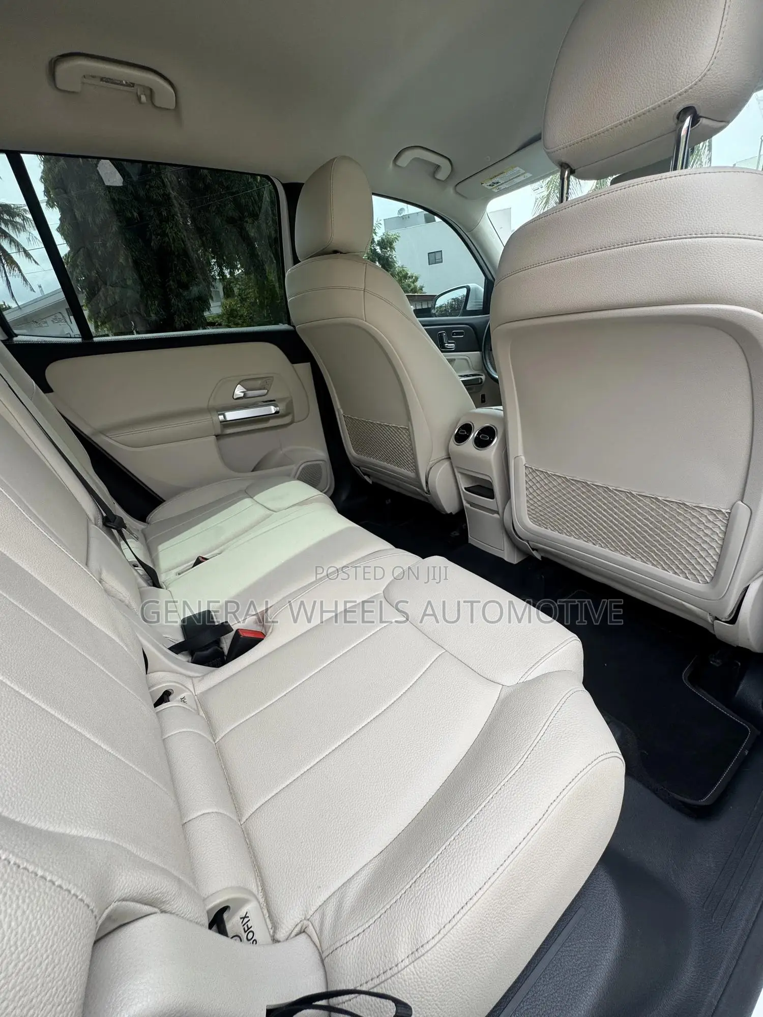 Mercedes-Benz GLB-Class GLB 250 4MATIC 2021 White