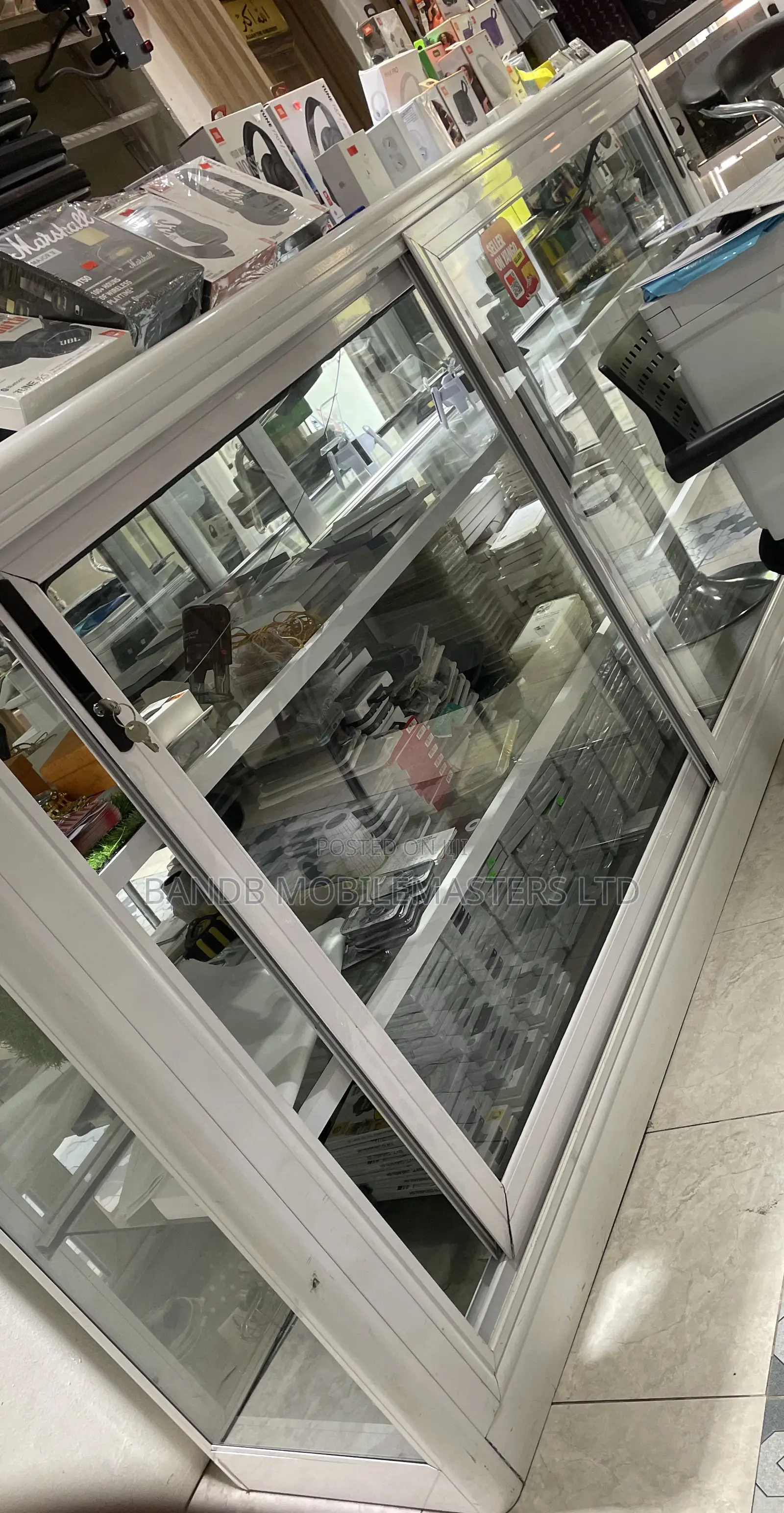 Display Showglass