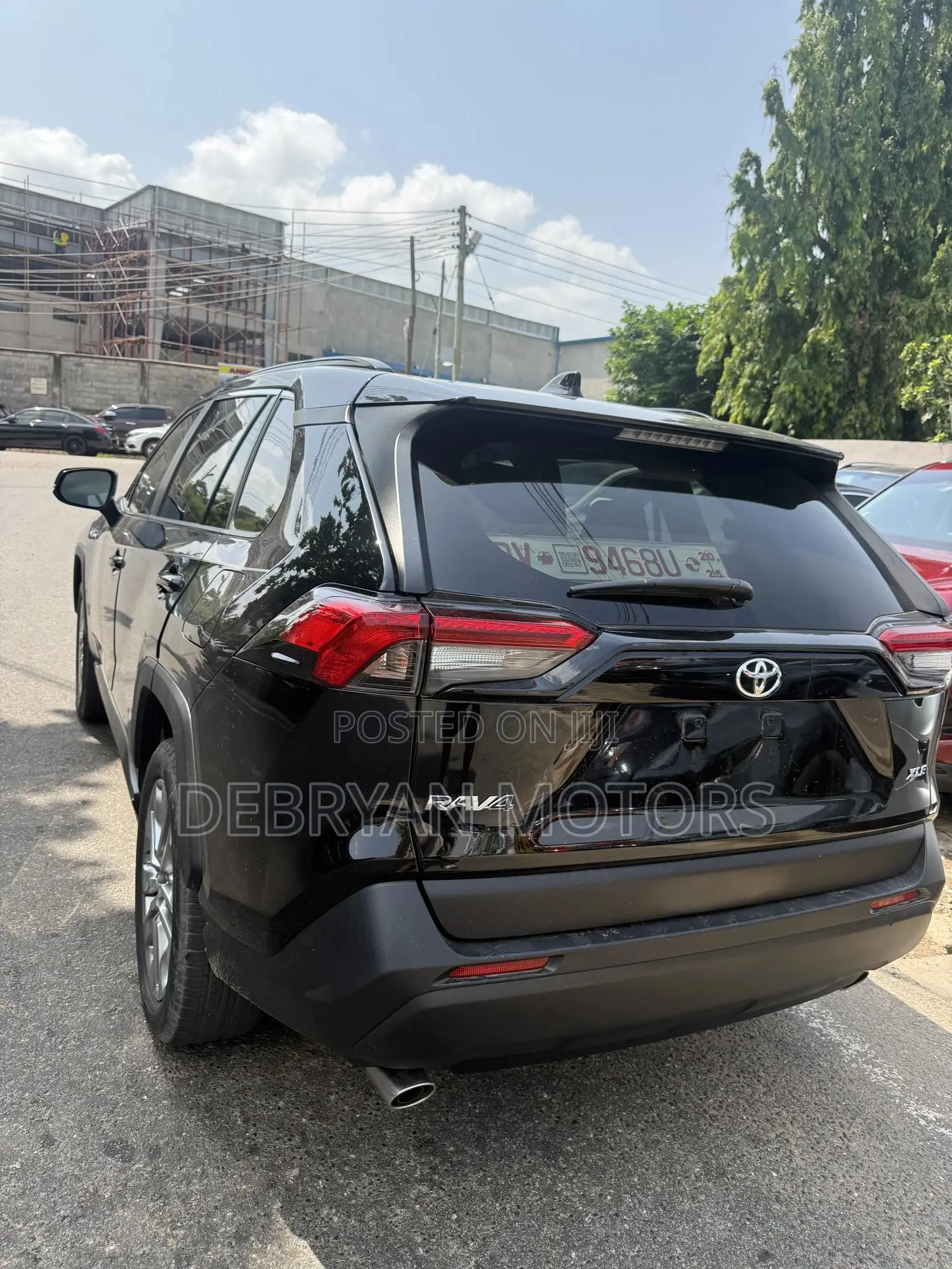 Toyota RAV4 XLE Premium 2021 Black