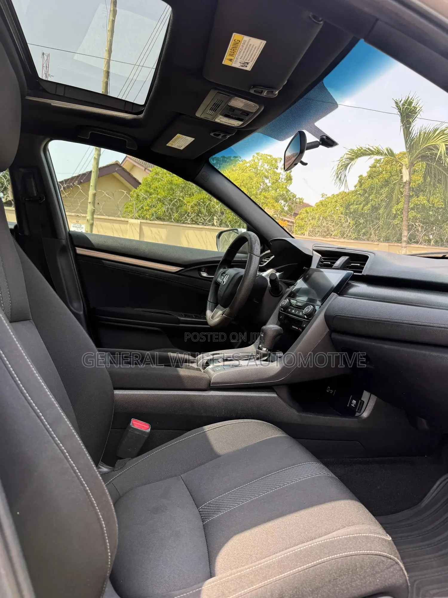 Honda Civic EX Hatchback 2018 Silver