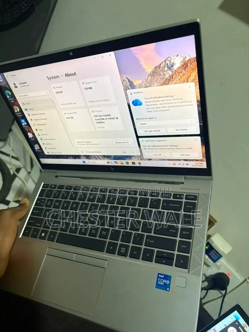 Laptop HP EliteBook 840 G8 16GB Intel Core I5 HDD+SSD 256GB