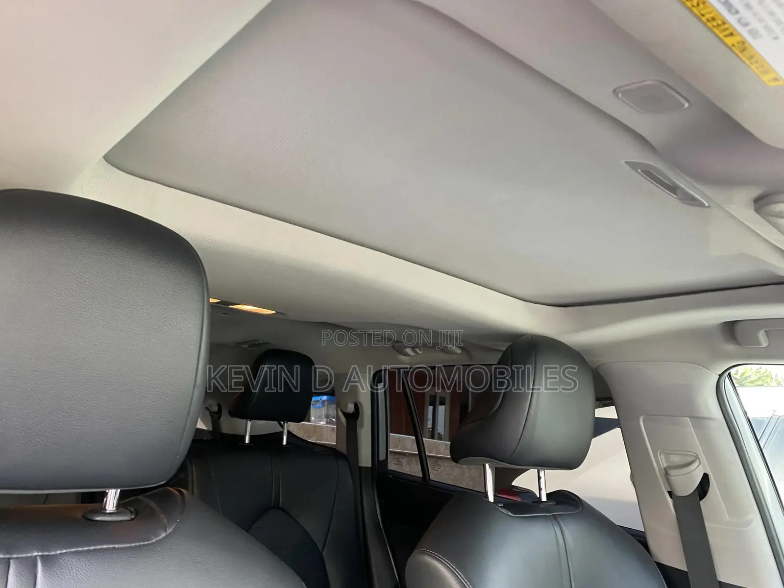 Toyota Highlander XLE AWD 2023 Silver