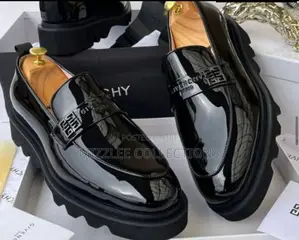 Givenchy Mirror Loafers Available in 40-46