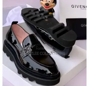 Givenchy Mirror Loafers Available in 40-46