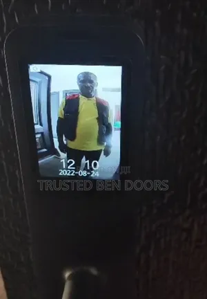 Paladin Turkey Biometric Smart Lock For Wooden Doors [Video Camera]