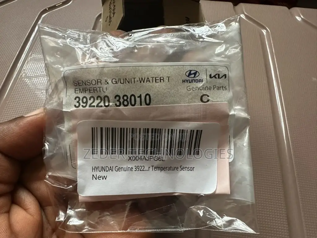 Hyundai Genuine 39220-38010 Water Temperature Sensor