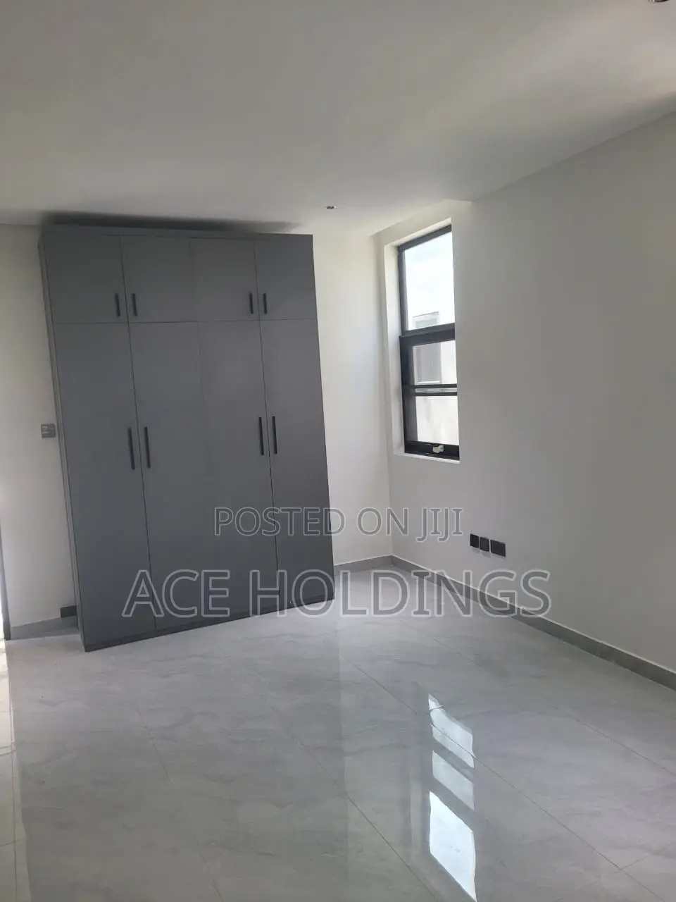 5bdrm Mansion in Tse Addo, Tseaddo for sale