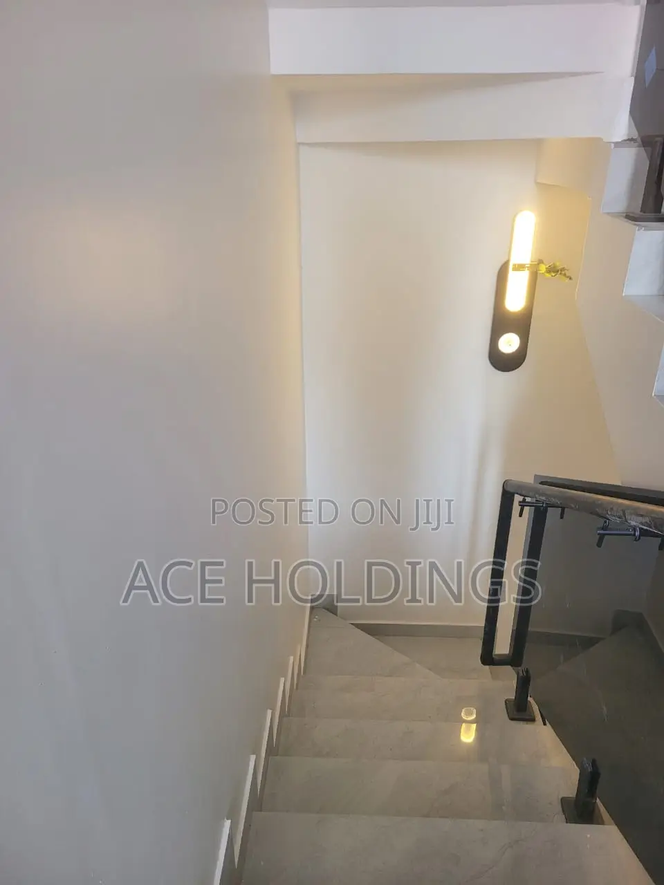 5bdrm Mansion in Tse Addo, Tseaddo for sale