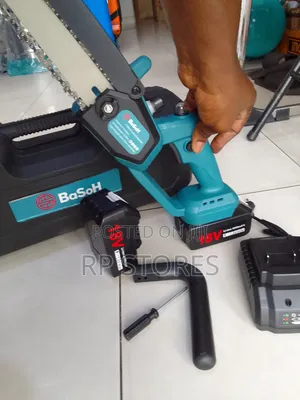 8" Cordless Chainsaw