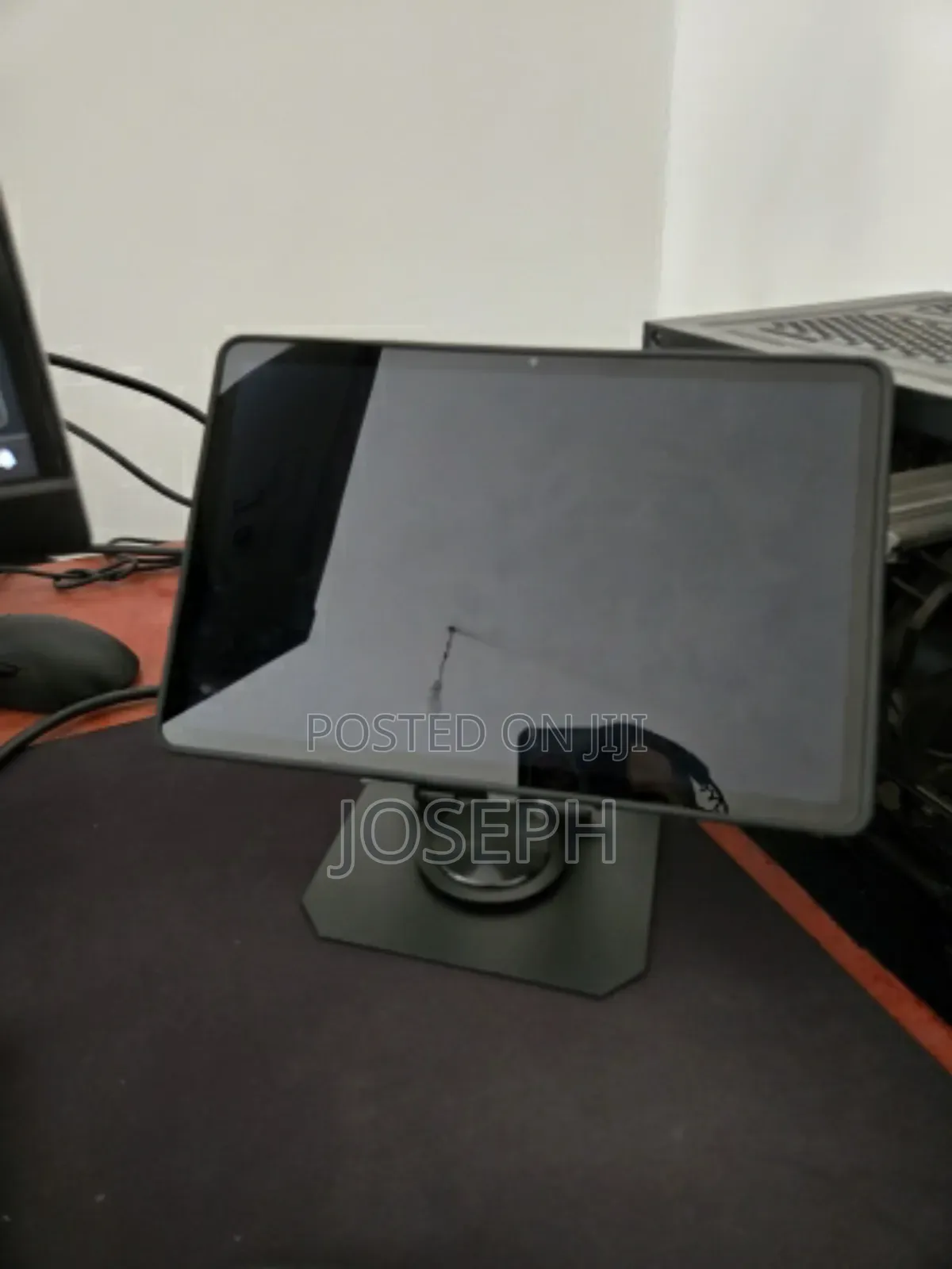 iPad Rotating Stand