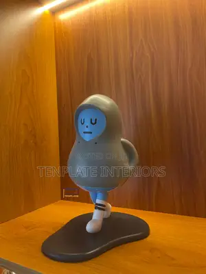 Sml Walking Sculpture (Hoodie)