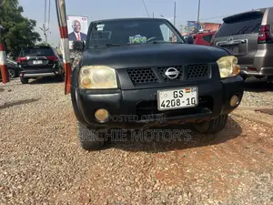 Nissan Hardbody 2010 Black