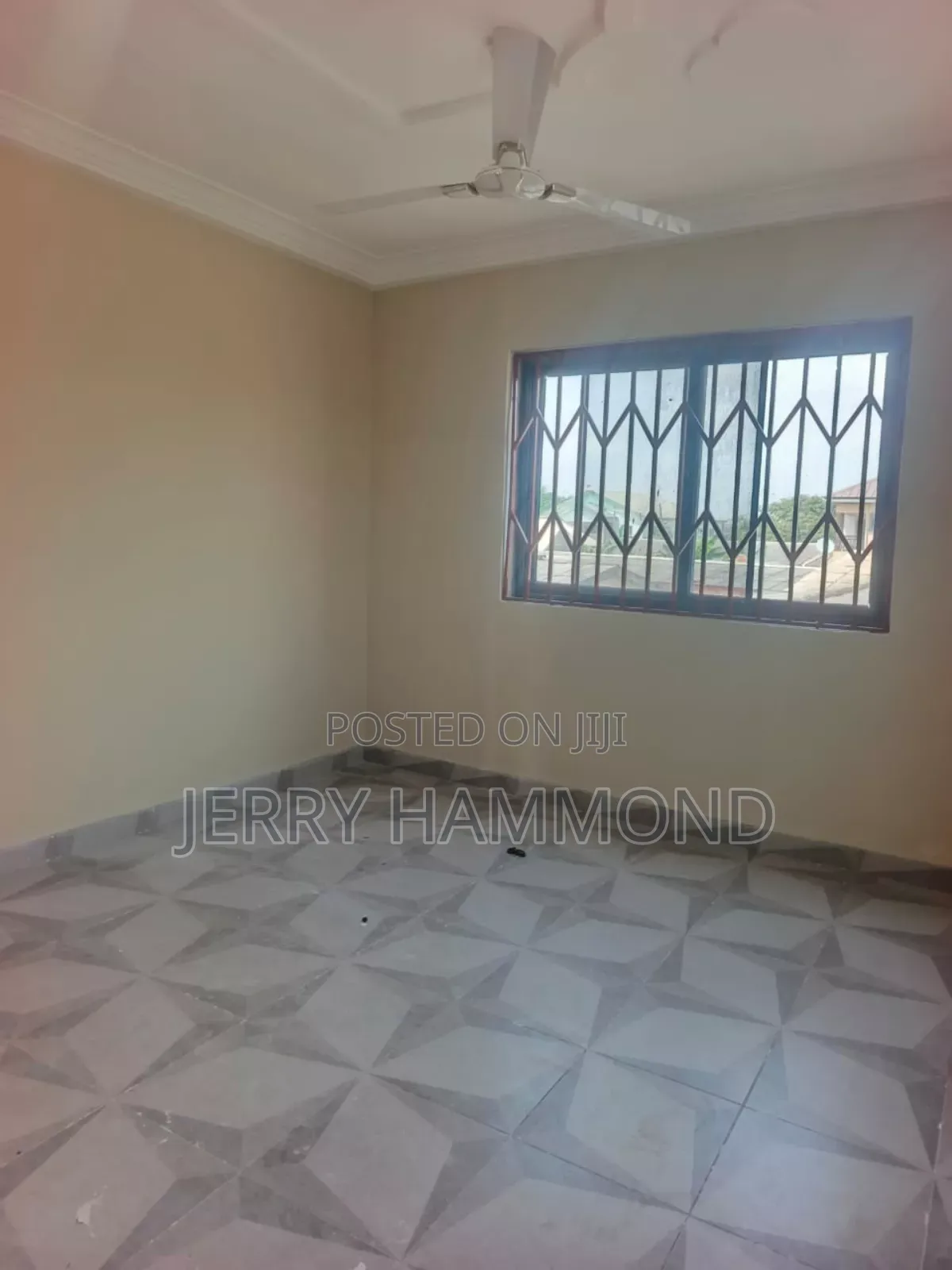2bdrm Apartment in Bush Road, Teshie for rent