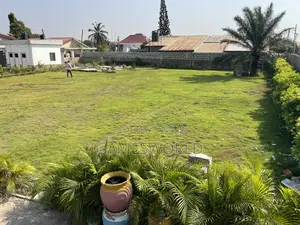 Event Center Garden | Green Grass | Weddings Parties | for Rent