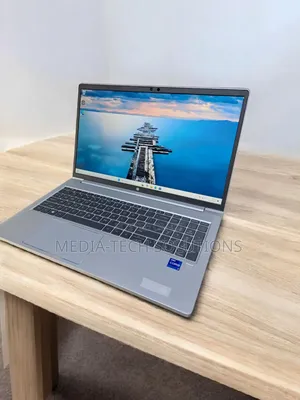 Laptop HP ProBook 650 G8 16GB Intel Core i7 SSD 512GB