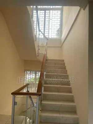 5bdrm House in Zen Gardens, Labone for rent