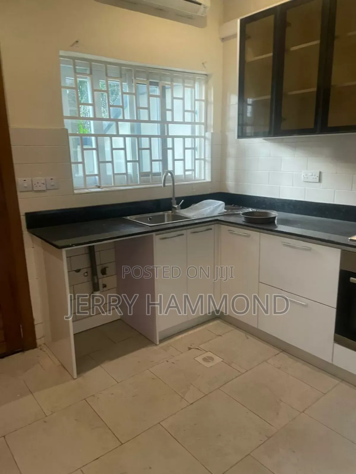 5bdrm House in Zen Gardens, Labone for rent