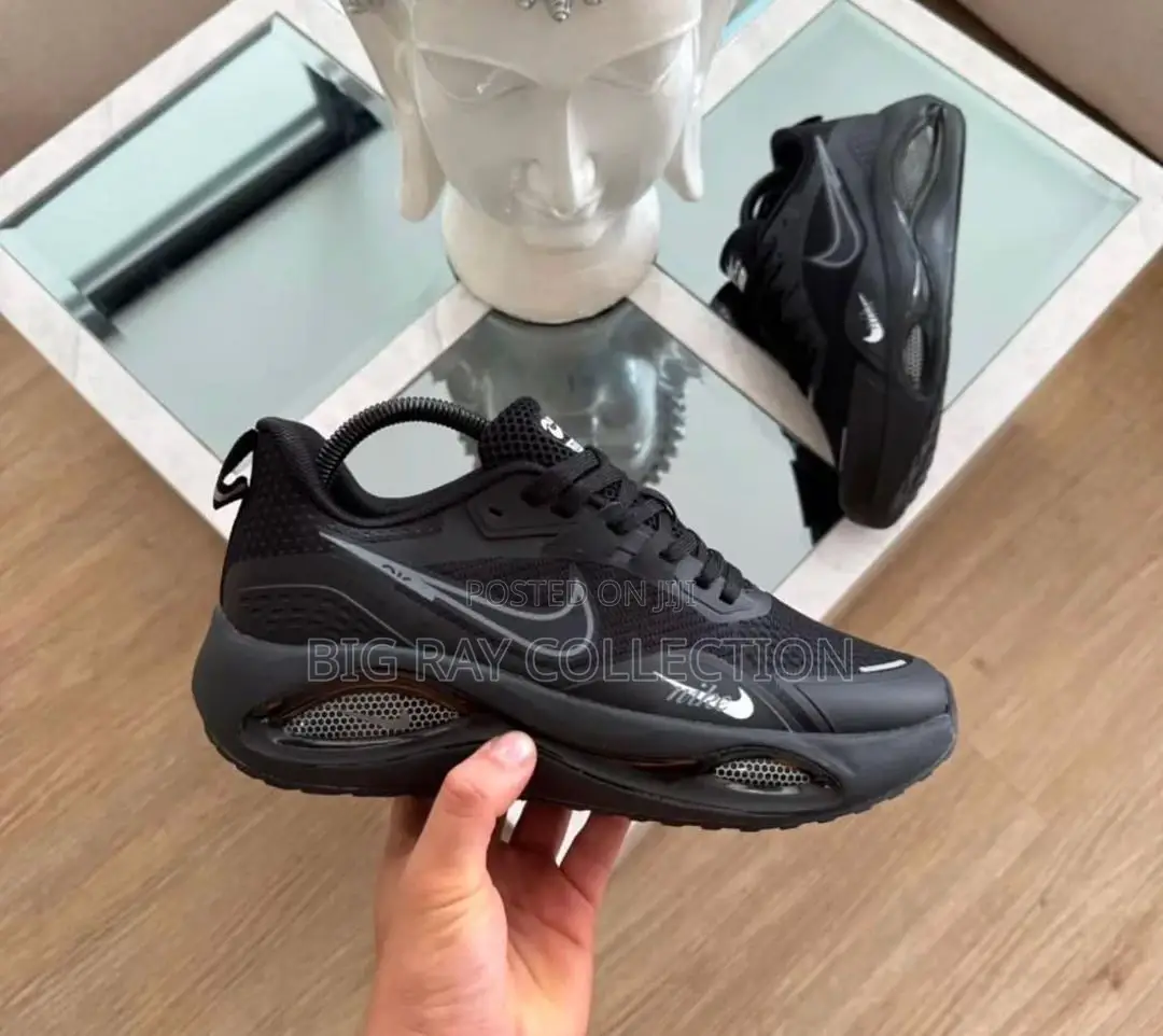 Nike Winflo 11 Road Running Sneaker