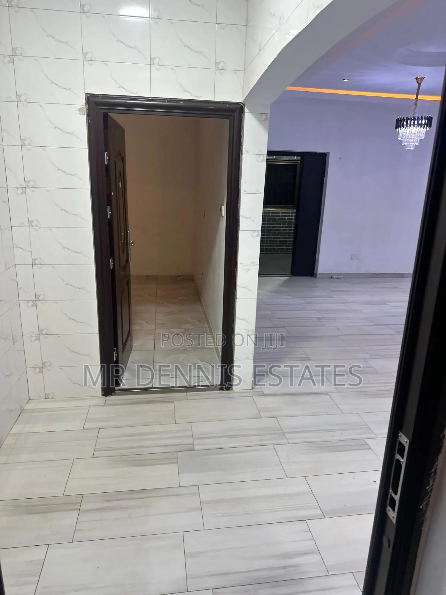 2bdrm Apartment in Westhills Mall for rent