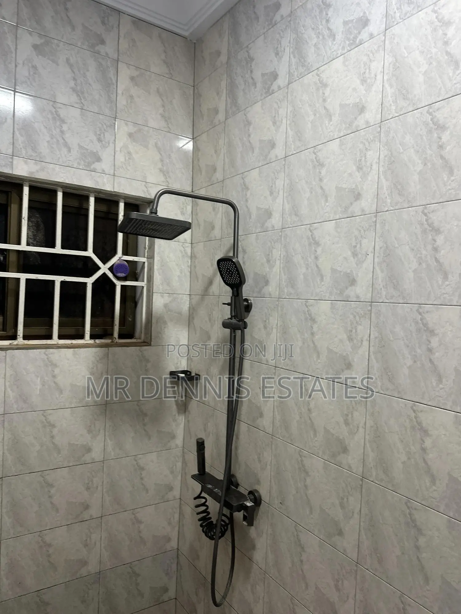 2bdrm Apartment in Westhills Mall for rent
