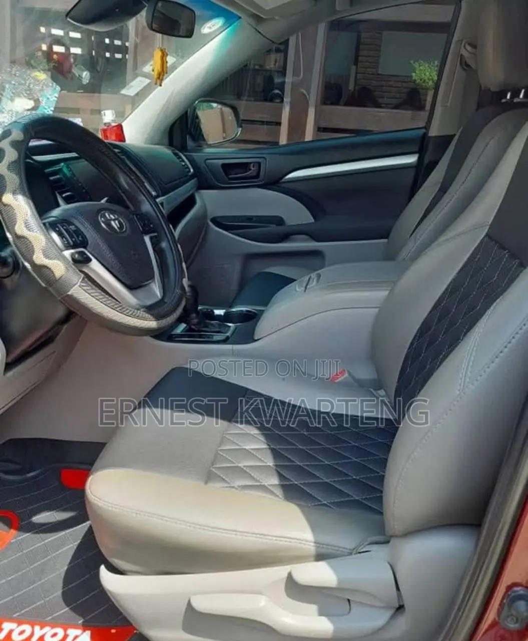 Toyota Highlander XLE 2019 Brown
