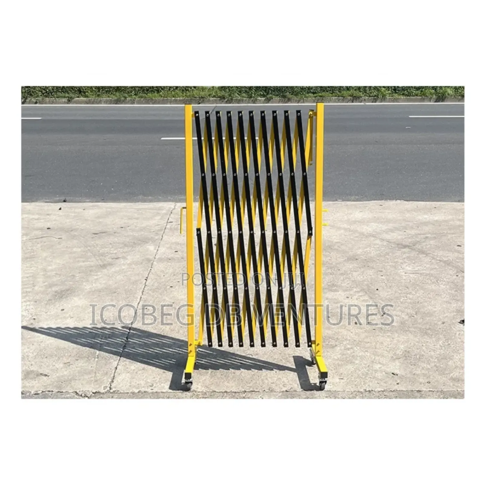 Expandable Fiber Barricade With Wheels/ Fence/Barrier