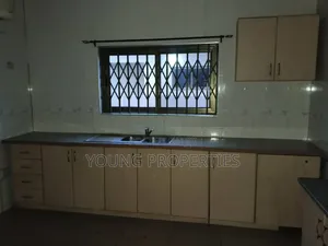 4bdrm House in Adenta Malejor for rent