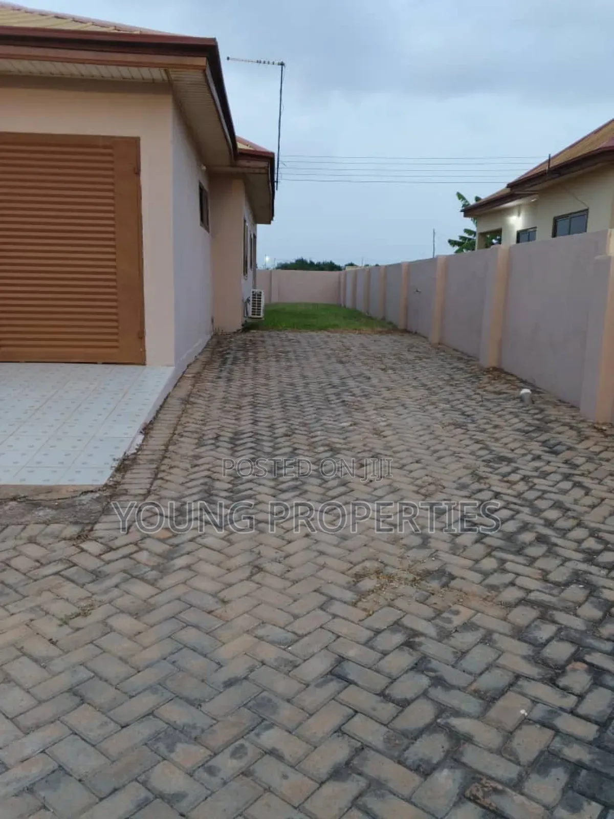 4bdrm House in Adenta Malejor for rent