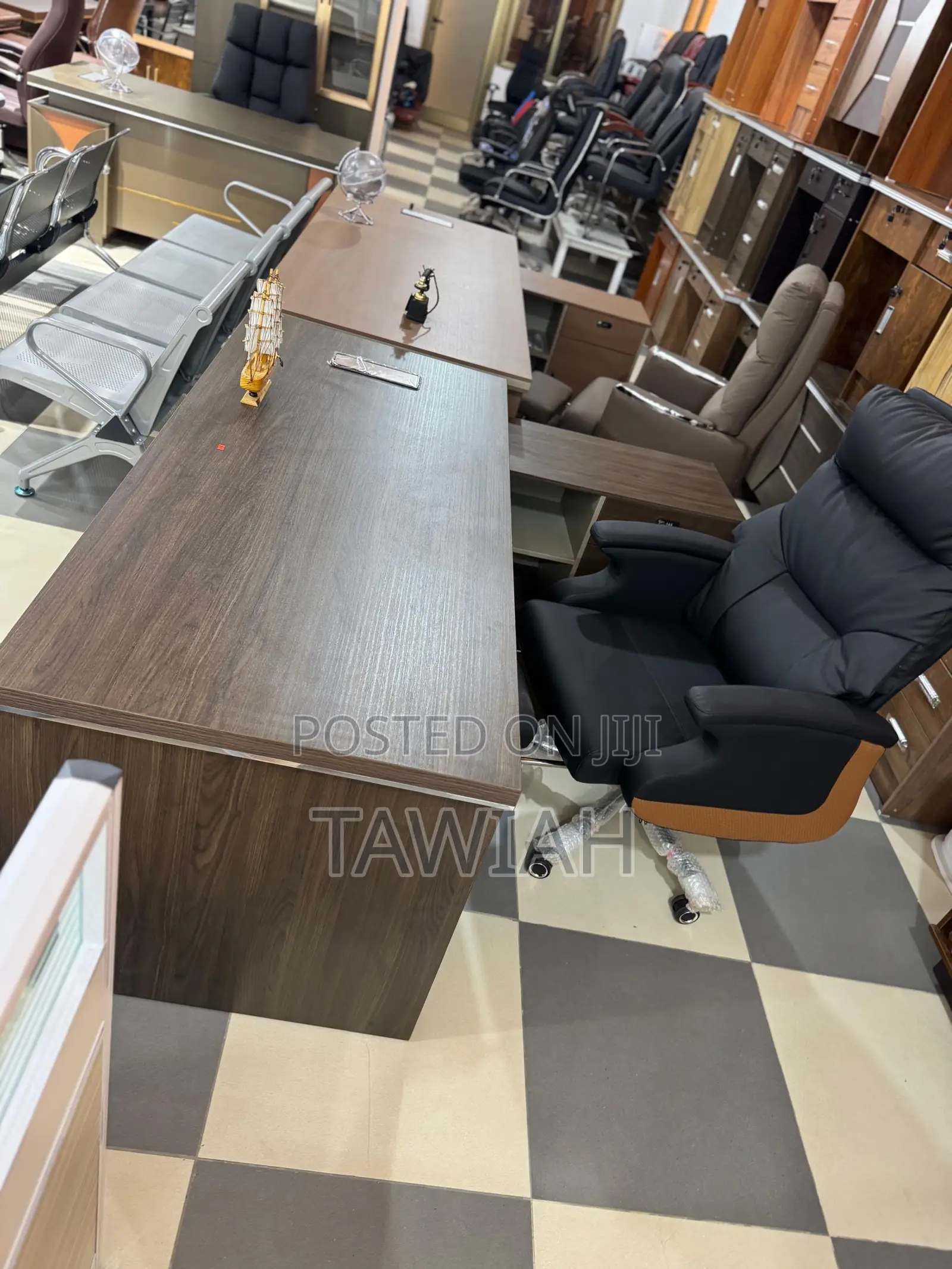 Boss Office Desk