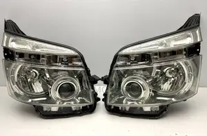Toyota Voxy / Noah Headlights 2005,2006,2007,2008,2009,2010