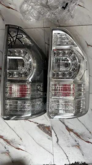Toyota Voxy/ Noah Taillight 2005,2006,2007,2008,2009,2010