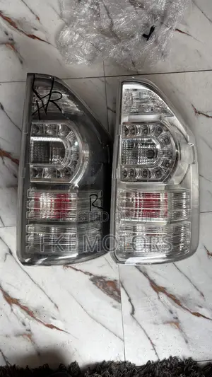 Toyota Voxy/ Noah Taillight 2005,2006,2007,2008,2009,2010