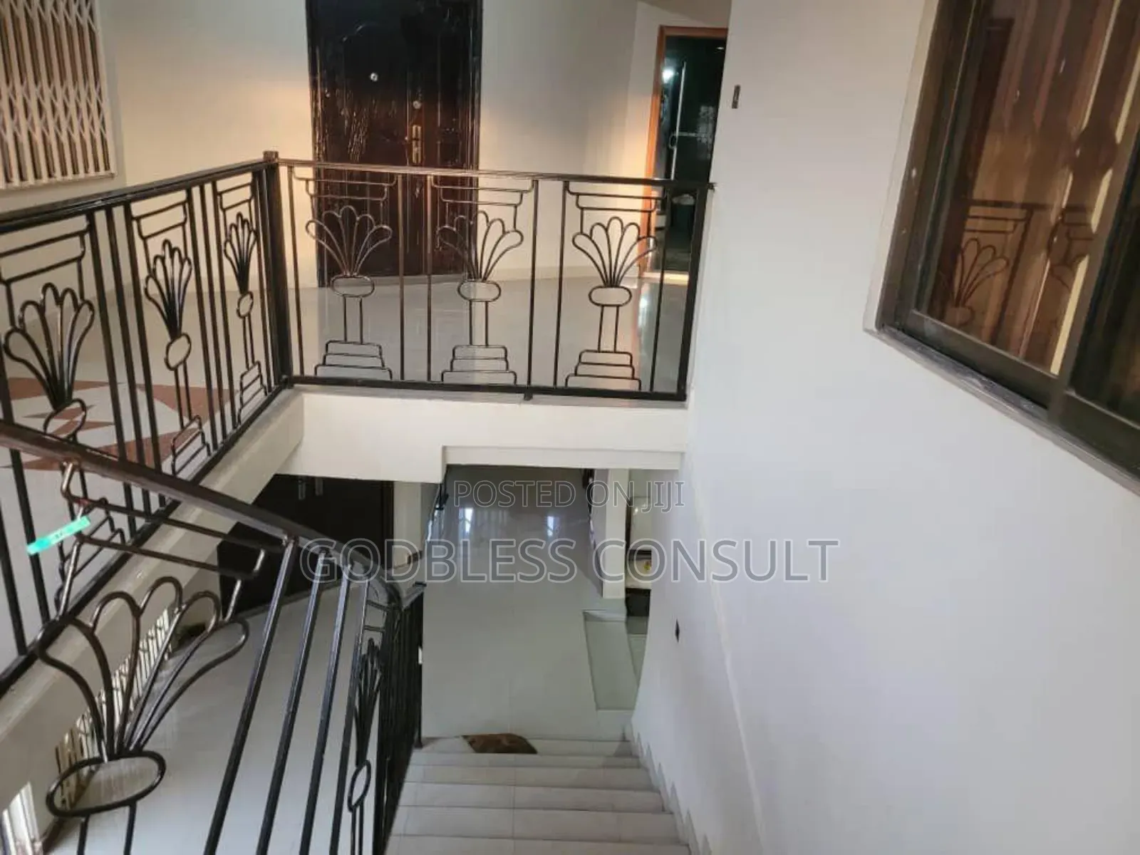 Furnished 7bdrm Duplex in Kumasi Metropolitan for sale